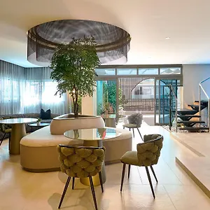 https://central-park-tower.santodomingobesthotels.com